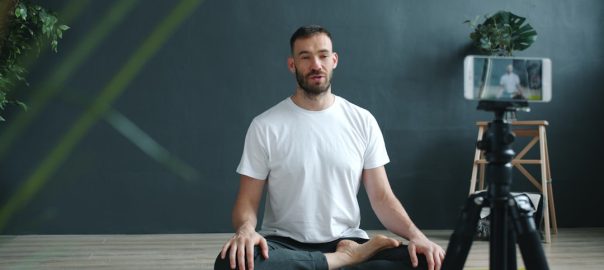 【初心者向け】マットピラティスとマシンピラティスの違いを徹底解説！